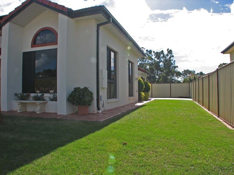 10 Regent Street, Eight Mile Plains QLD 4113