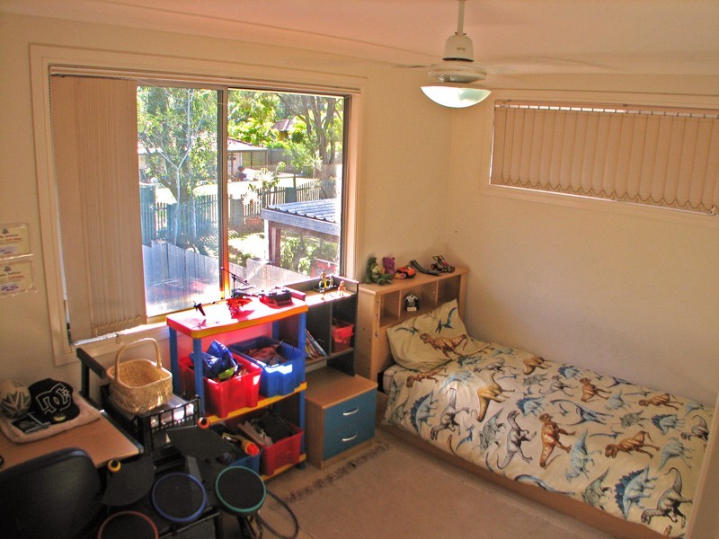 4 Landsborough Street, Rochedale South QLD 4123