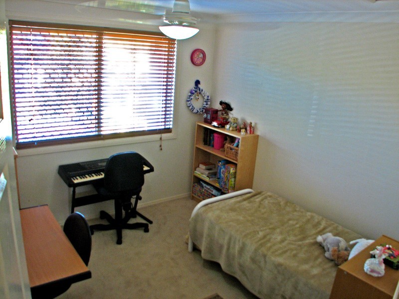 4 Landsborough Street, Rochedale South QLD 4123