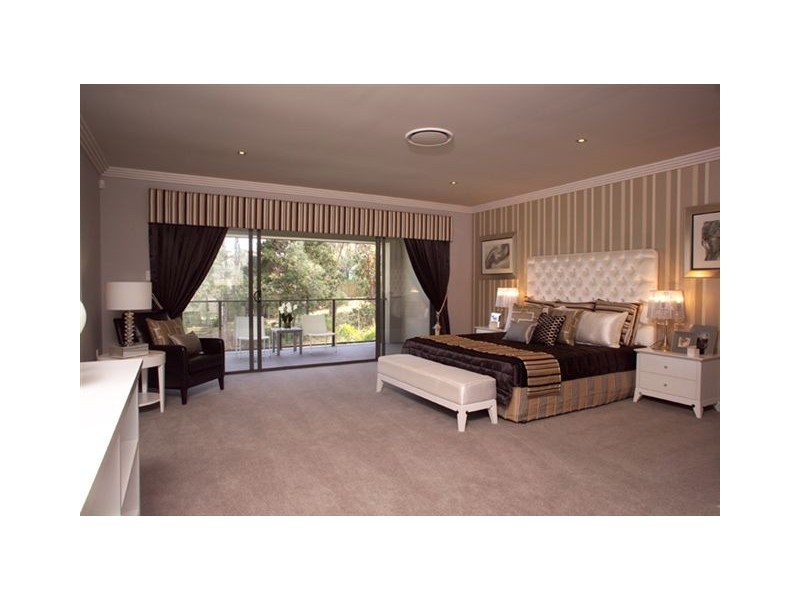 7 John Markwell Parade, Daisy Hill QLD 4127