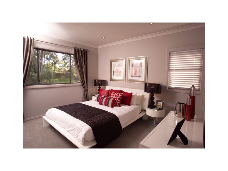 7 John Markwell Parade, Daisy Hill QLD 4127