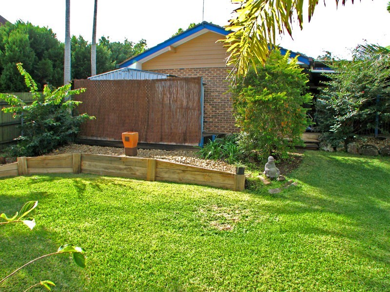 60 Coleman Crescent, Springwood QLD 4127