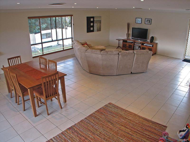 65 Gladewood Drive, Daisy Hill QLD 4127