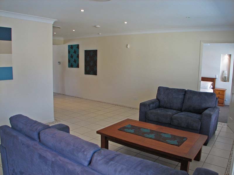 65 Gladewood Drive, Daisy Hill QLD 4127