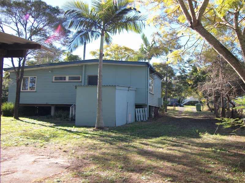 7 Bruce Road, Woodridge QLD 4114