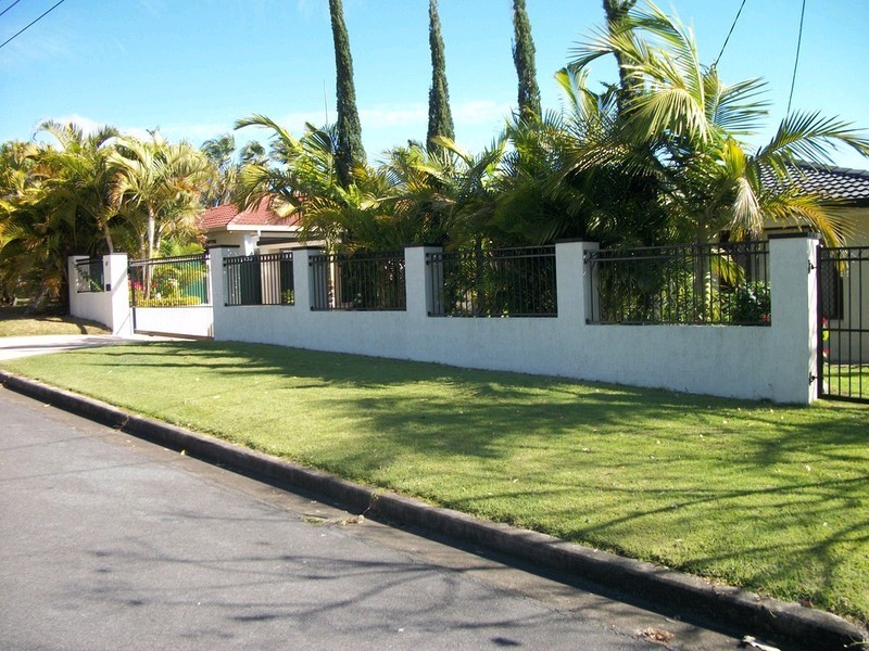 12 Wyclif Avenue, Springwood QLD 4127