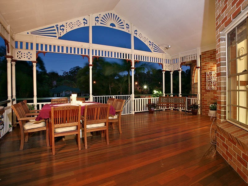 1 Willmott Drive, Rochedale South QLD 4123