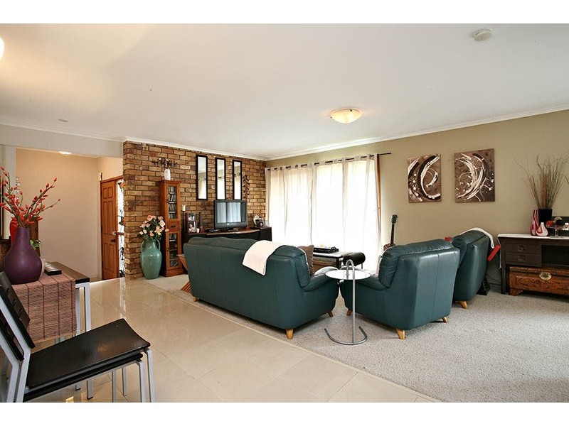 8 Dalton Court, Springwood QLD 4127