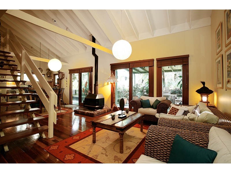 113 Springwood Road, Springwood QLD 4127