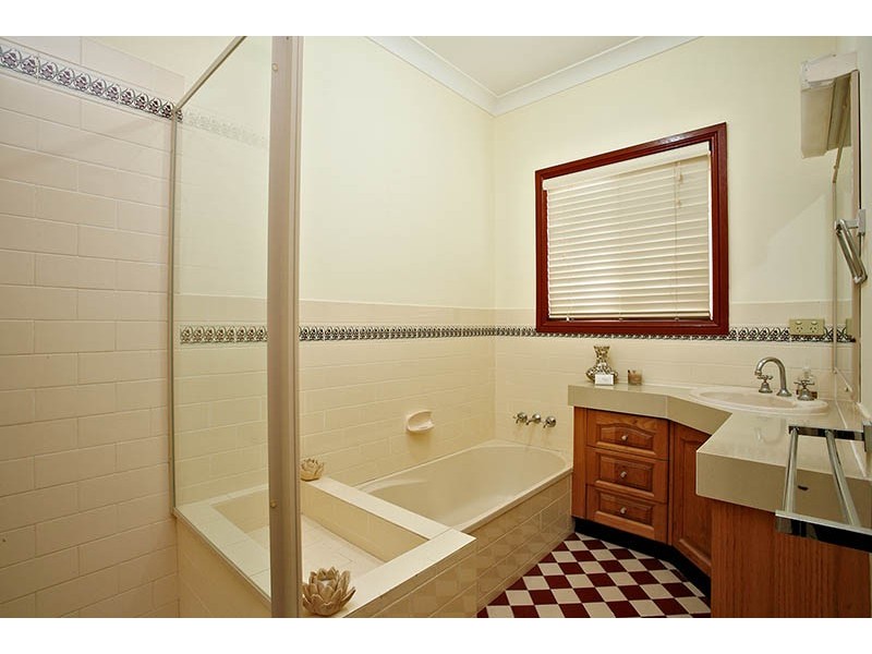 3 Parkana Court, Rochedale South QLD 4123