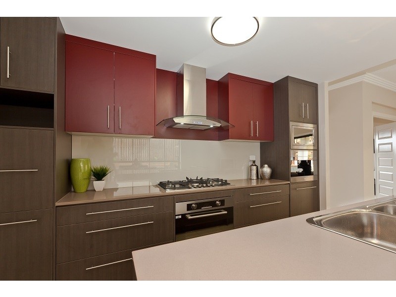 12 Charles Glen Street, Daisy Hill QLD 4127