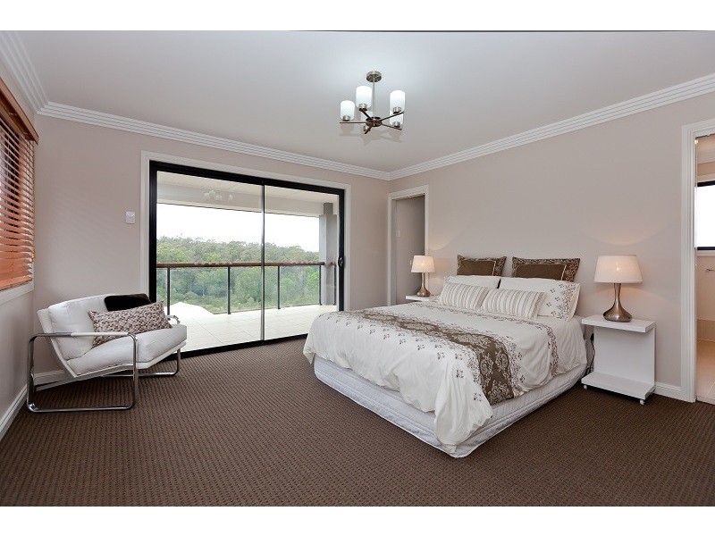 12 Charles Glen Street, Daisy Hill QLD 4127