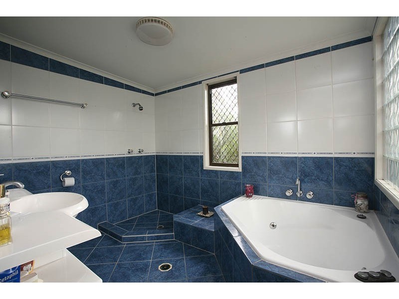 9 Cassandra Street, Rochedale South QLD 4123