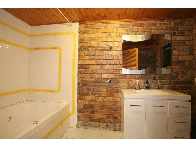 9 Cassandra Street, Rochedale South QLD 4123