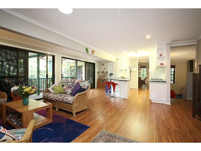 12 Trevallyan Drive, Daisy Hill QLD 4127