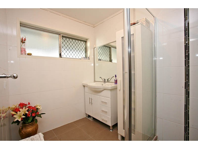 9 Brooks Street, Slacks Creek QLD 4127