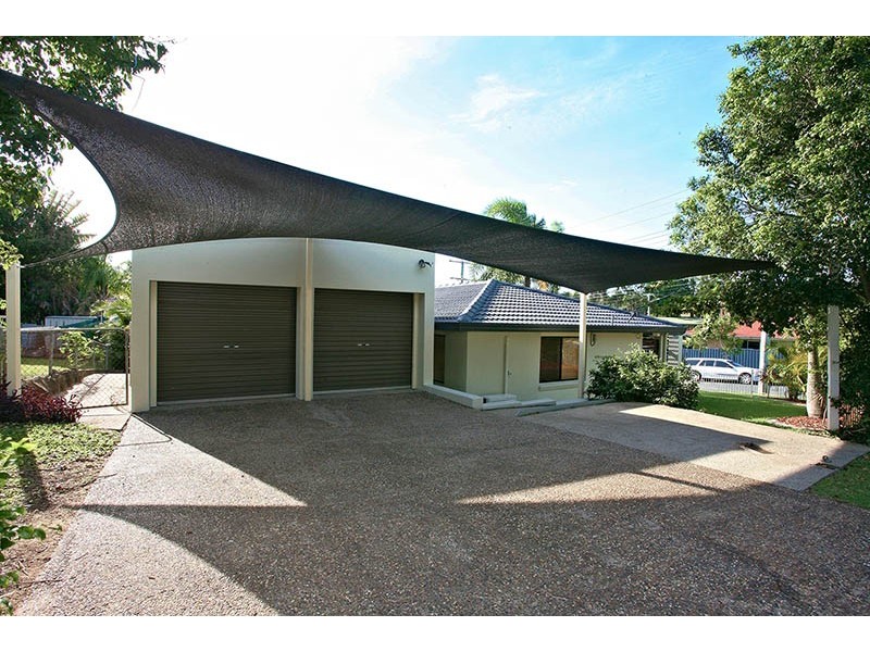 11 Jacqueline Avenue, Springwood QLD 4127