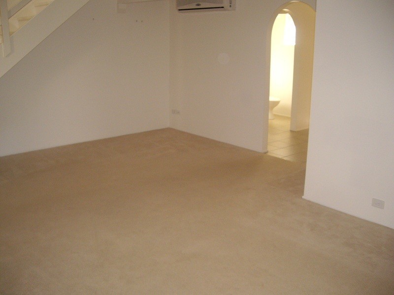 8/9 Damalis Street, Woodridge QLD 4114