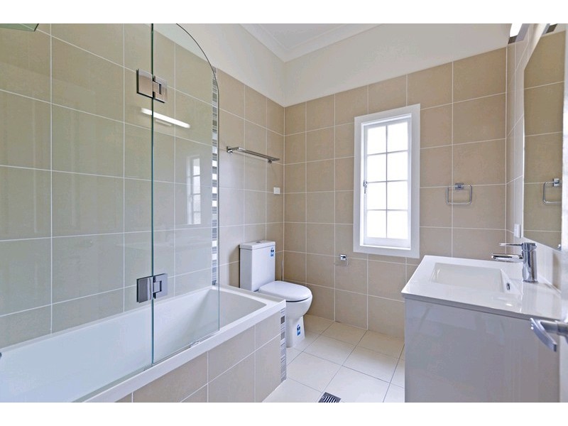 83 Dorset Drive, Rochedale South QLD 4123