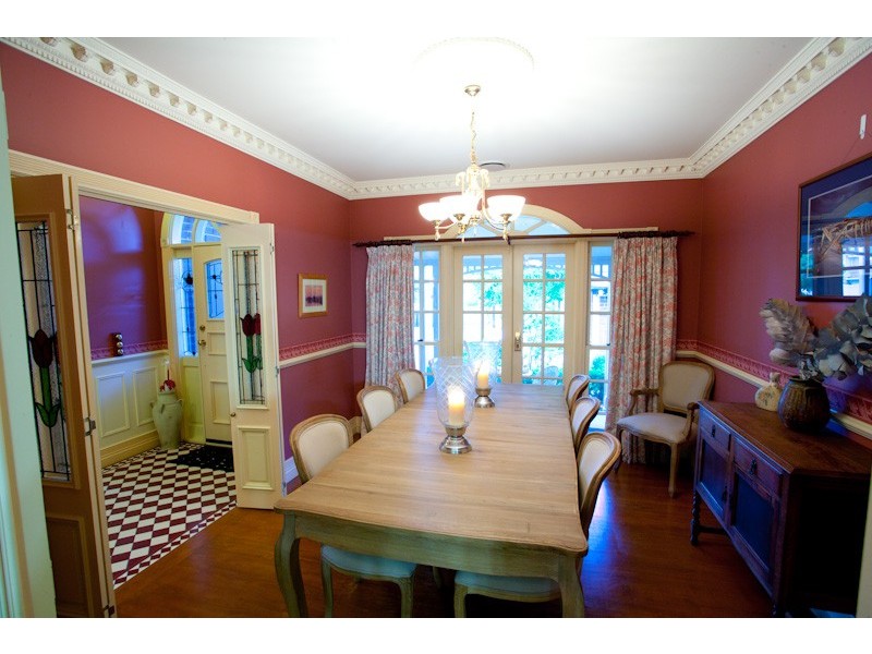 4 Dewberry Place, Eight Mile Plains QLD 4113