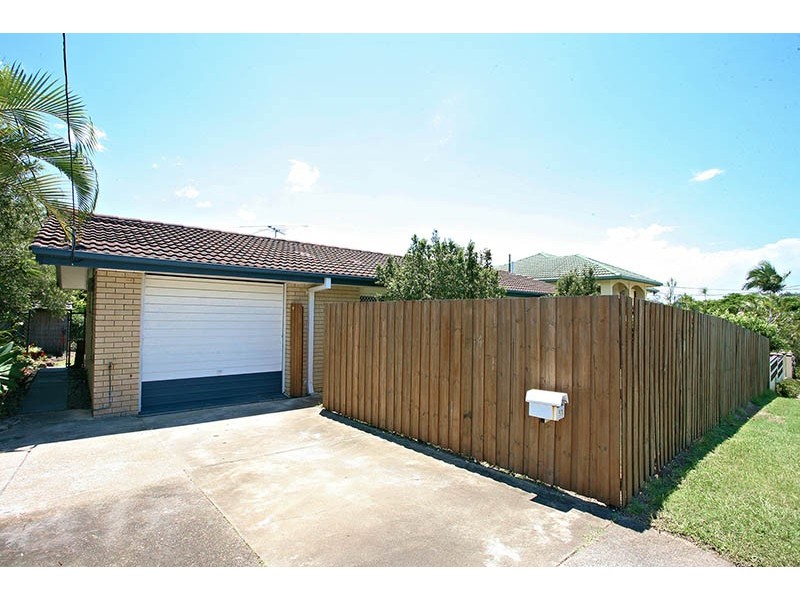 53 Barbaralla Drive, Springwood QLD 4127