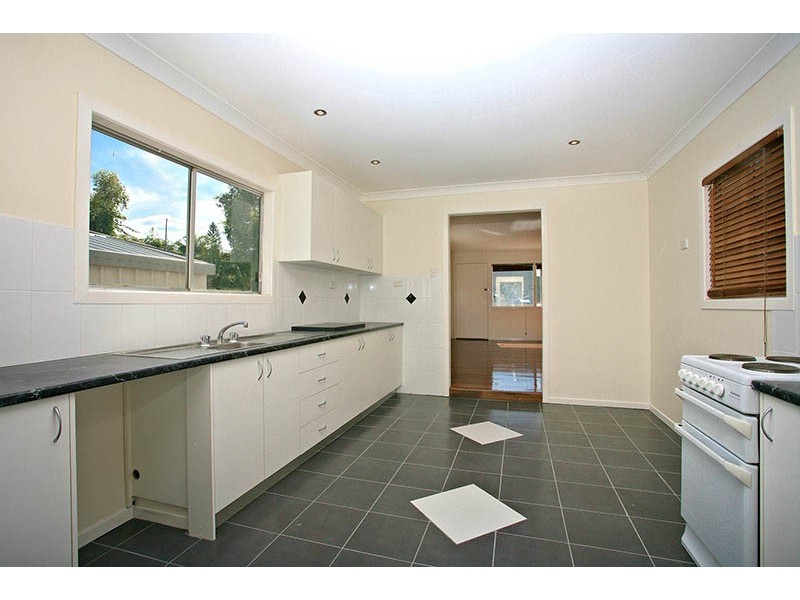 5 Balladonia Street, Woodridge QLD 4114