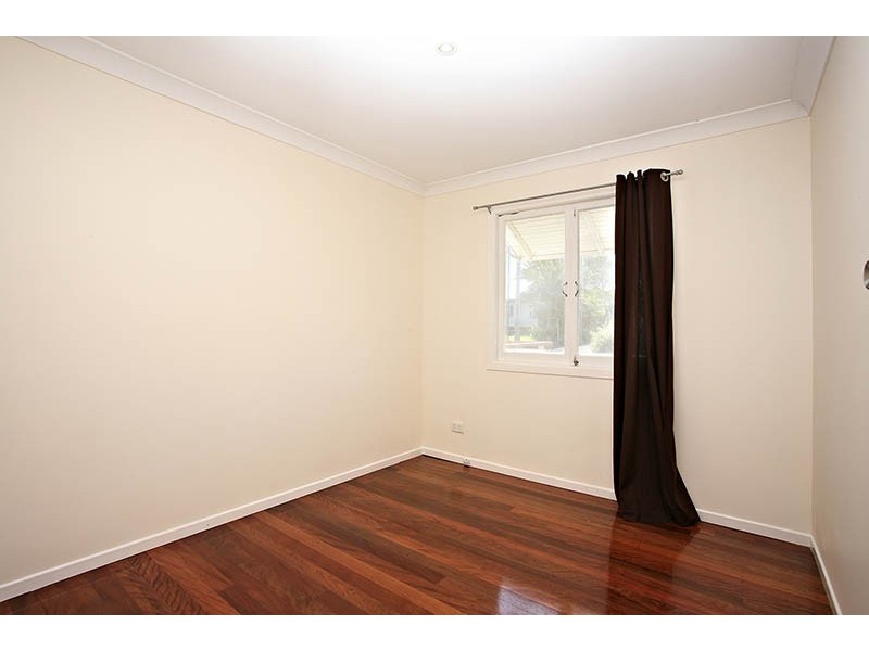 5 Balladonia Street, Woodridge QLD 4114