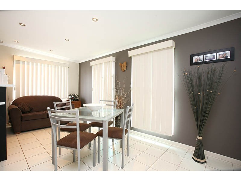 16 Alderbaran Drive, Kingston QLD 4114