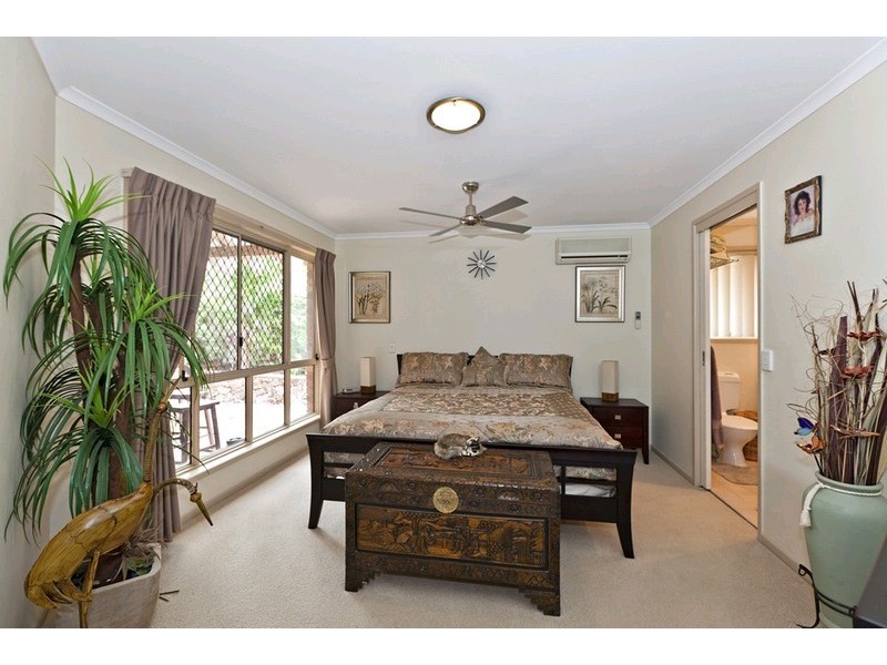 68 Goorari Street, Eight Mile Plains QLD 4113