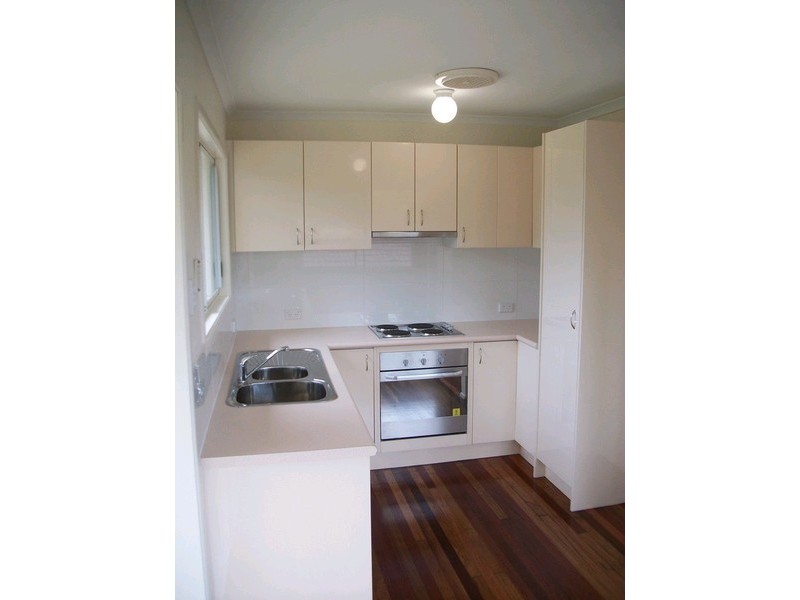 63 Rholanda Crescent, Springwood QLD 4127