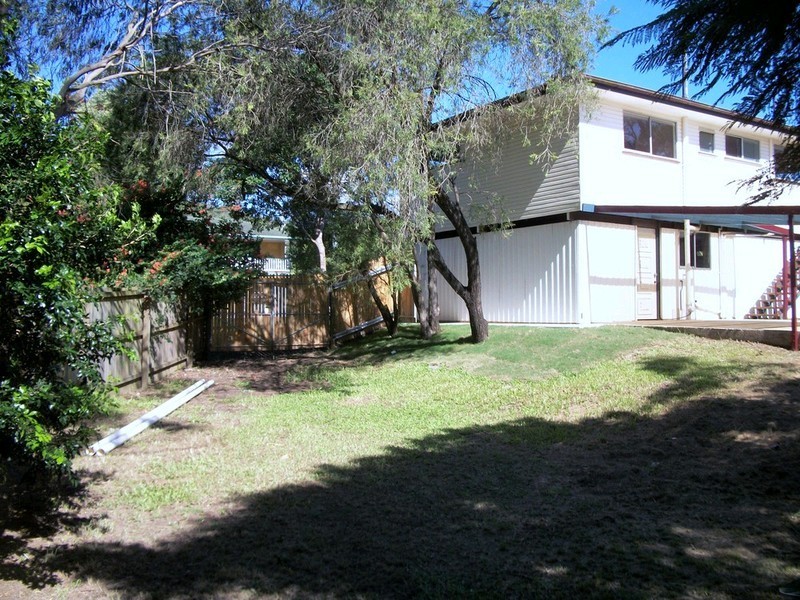 63 Rholanda Crescent, Springwood QLD 4127