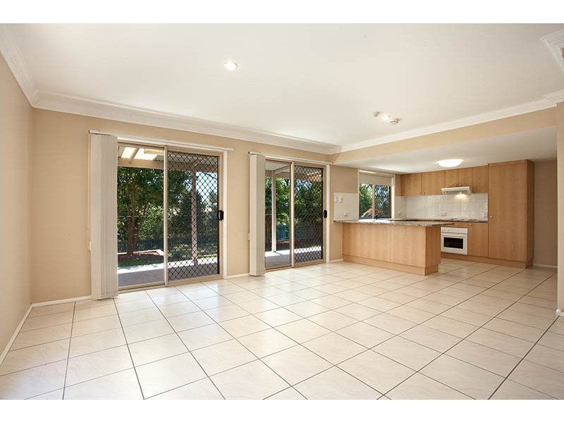 103 Bolton Street, Eight Mile Plains QLD 4113