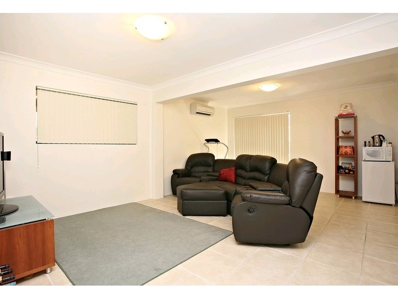 25 Jacqueline Avenue, Springwood QLD 4127