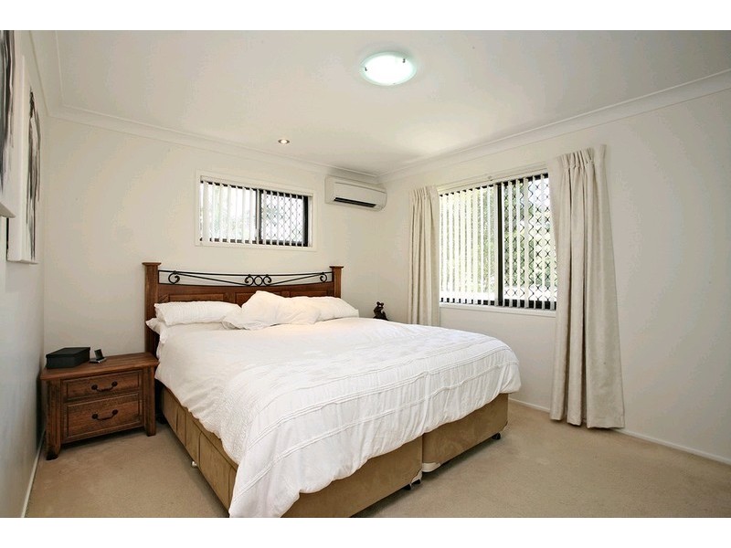 25 Jacqueline Avenue, Springwood QLD 4127