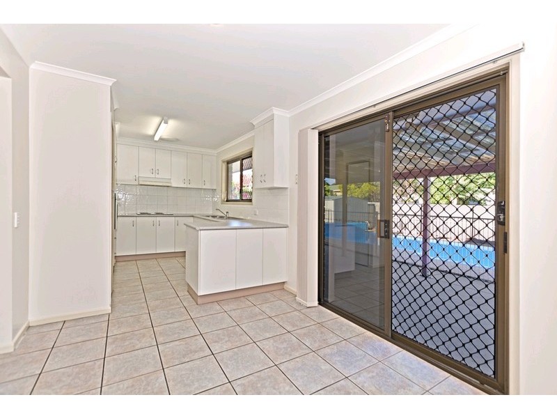 4 Springfield Crescent, Daisy Hill QLD 4127
