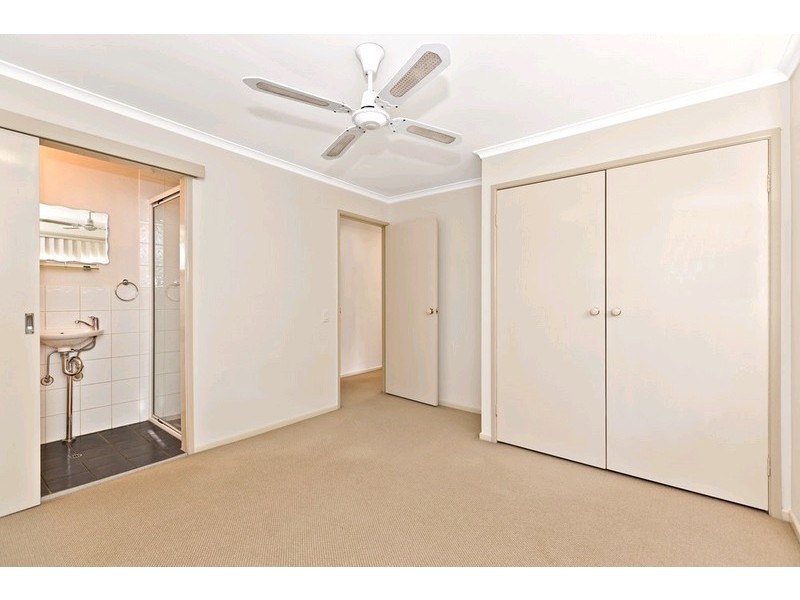 4 Springfield Crescent, Daisy Hill QLD 4127