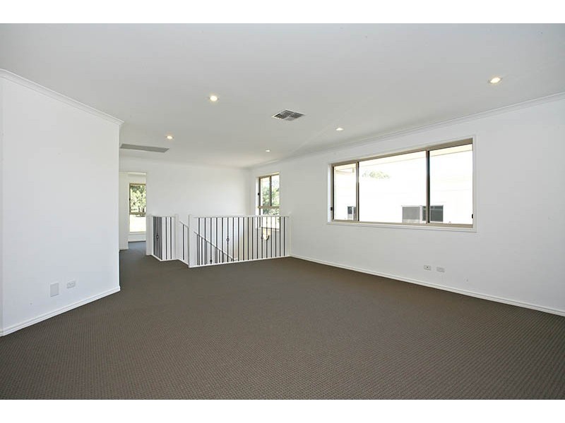 7 Bowers Street, Eight Mile Plains QLD 4113