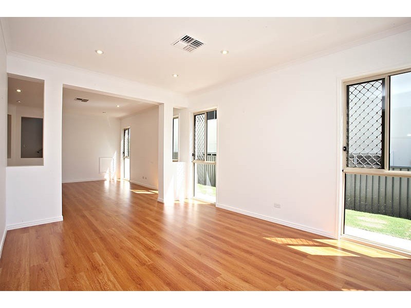 7 Bowers Street, Eight Mile Plains QLD 4113