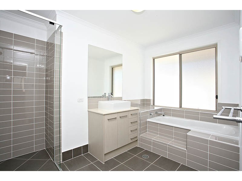 7 Bowers Street, Eight Mile Plains QLD 4113