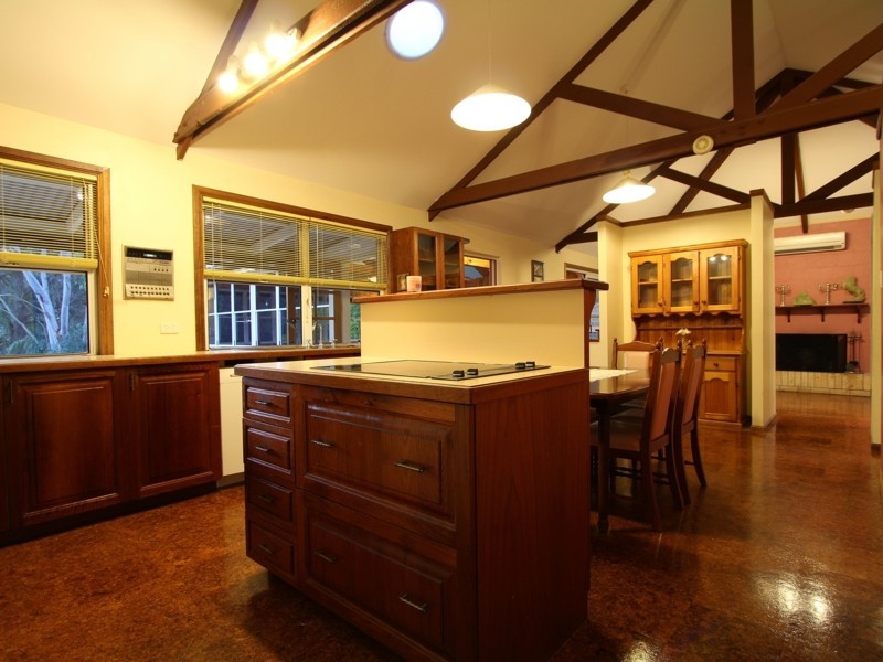 14 Gwandalan Street, Eight Mile Plains QLD 4113