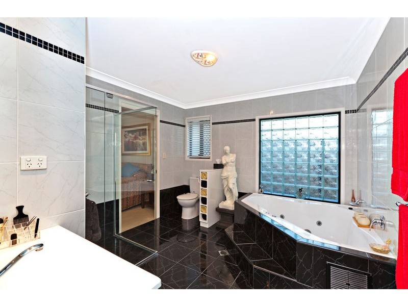 19 Gallang Street, Rochedale South QLD 4123