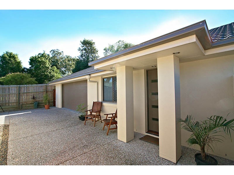 32 Allamanda Drive, Daisy Hill QLD 4127