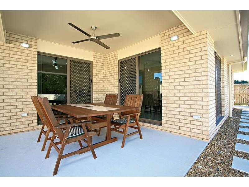 32 Allamanda Drive, Daisy Hill QLD 4127