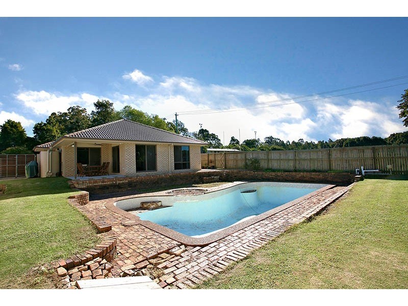 32 Allamanda Drive, Daisy Hill QLD 4127