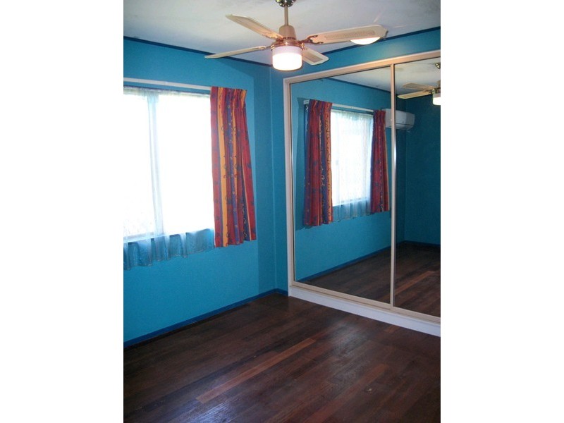 9 Elkhorn Street, Woodridge QLD 4114