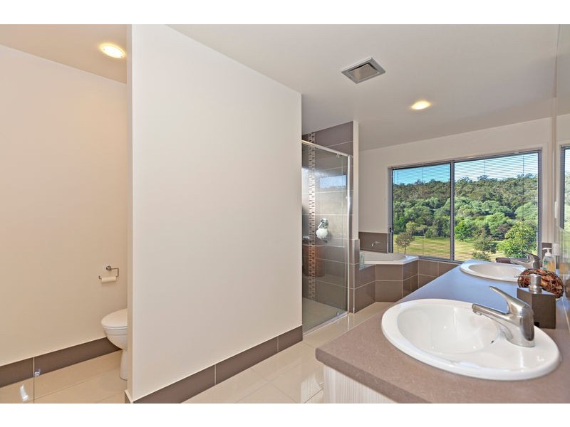 11 Nanny Shailer Street, Daisy Hill QLD 4127