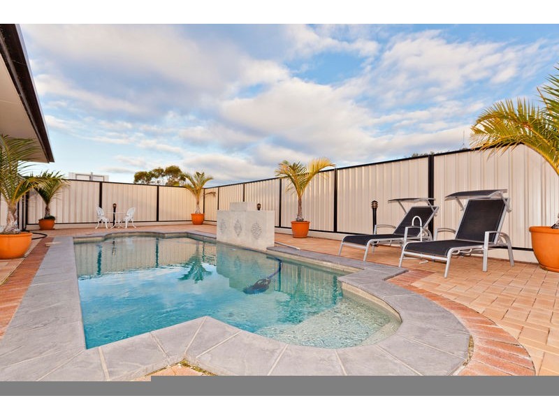 11 Nanny Shailer Street, Daisy Hill QLD 4127