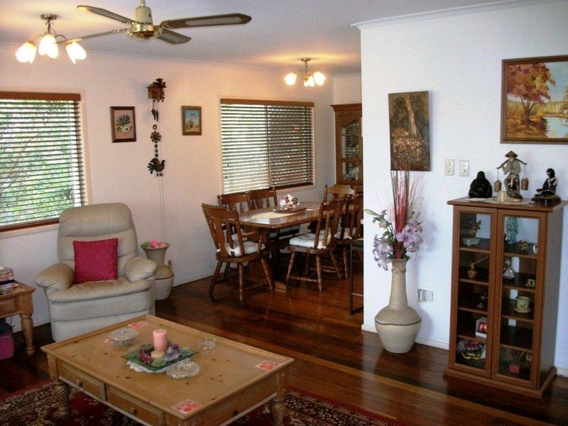 73 Camrose Crescent, Underwood QLD 4119