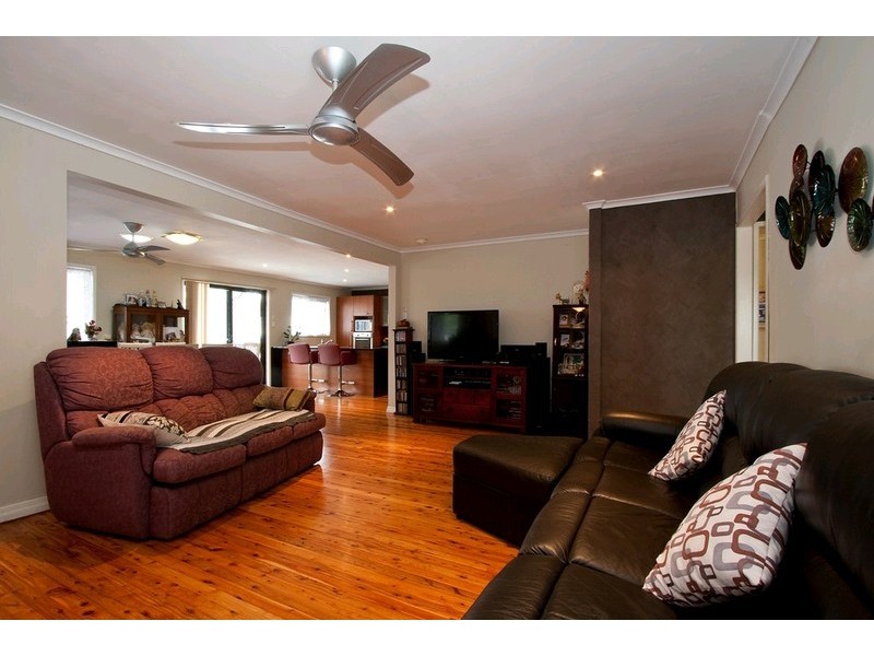 32 Lisbeth Street, Springwood QLD 4127