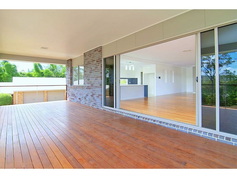 15 Baxton Place, Shailer Park QLD 4128